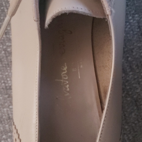 Salvatore Ferragamo Tan Patent Leather Oxford Shoes – Preppy Academia - Picture 5 of 6